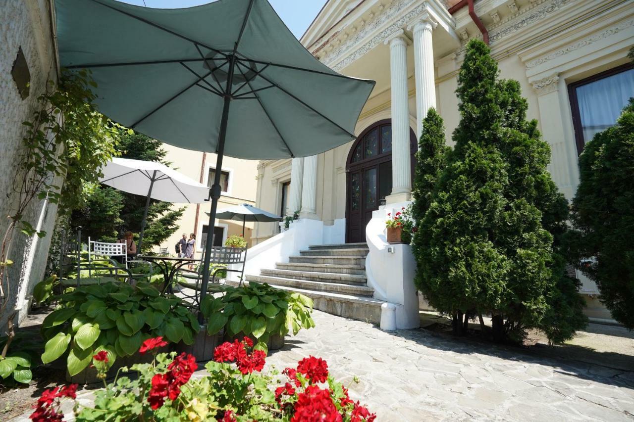 Center Premium Apartment Bucharest